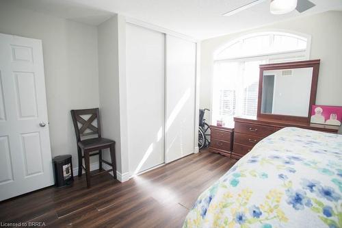 114 Thomas Avenue, Brantford, ON - Indoor Photo Showing Bedroom