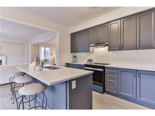 7 Ford Street, Paris, ON - Indoor Photo Showing Kitchen With Double Sink With Upgraded Kitchen