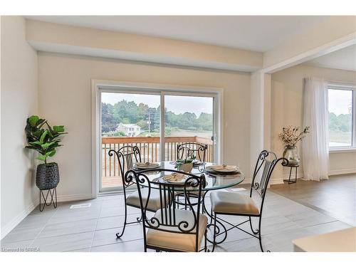 7 Ford Street, Paris, ON - Indoor Photo Showing Dining Room