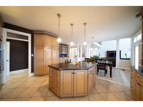 1895 Concession 4 Road Concession, Virgil, ON - Indoor Photo Showing Kitchen With Upgraded Kitchen