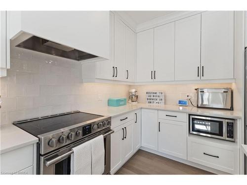 61-49 Royal Dornoch Drive, St. Thomas, ON - Indoor Photo Showing Kitchen With Upgraded Kitchen