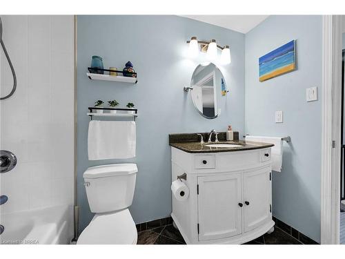 508C Grey Street, Brantford, ON - Indoor Photo Showing Bathroom