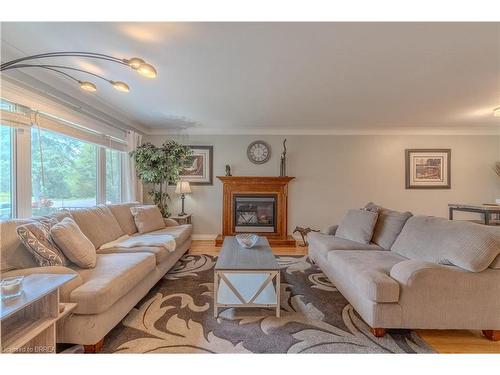 26 Davies Street, Cambridge, ON - Indoor Photo Showing Living Room With Fireplace