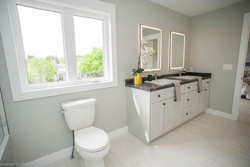 7A Yeager Avenue, Simcoe, ON - Indoor Photo Showing Bathroom