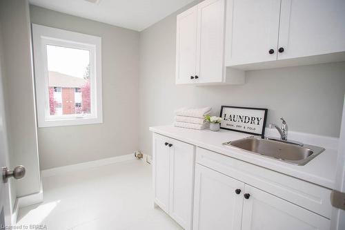 7A Yeager Avenue, Simcoe, ON - Indoor Photo Showing Kitchen