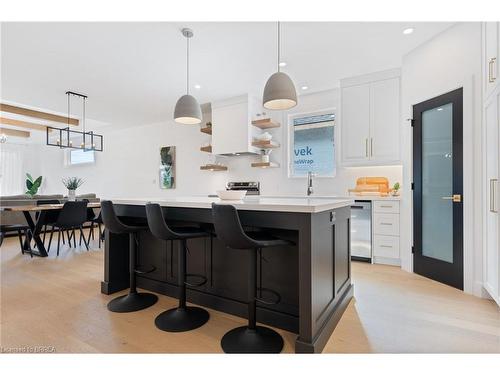 6 Macneil Court, Port Burwell, ON - Indoor Photo Showing Kitchen With Upgraded Kitchen