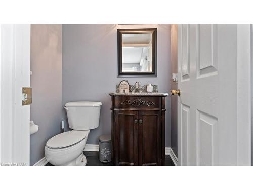 124 Osborn Avenue, Brantford, ON - Indoor Photo Showing Bathroom