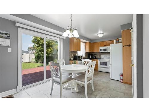 124 Osborn Avenue, Brantford, ON - Indoor Photo Showing Dining Room