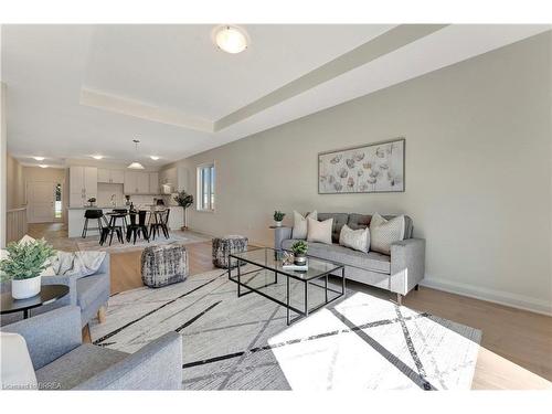 248 Middleton Street, Thamesford, ON - Indoor Photo Showing Living Room