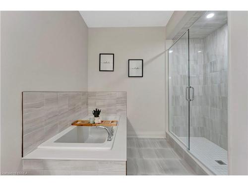 240 Middleton Street, Thamesford, ON - Indoor Photo Showing Bathroom