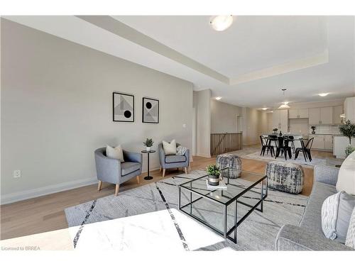 230 Middleton Street, Thamesford, ON - Indoor Photo Showing Living Room