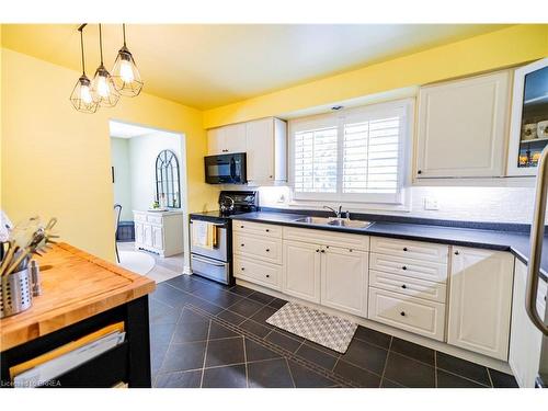 2 Spartan Drive, Brantford, ON - Indoor Photo Showing Kitchen With Double Sink