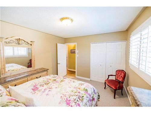 2 Spartan Drive, Brantford, ON - Indoor Photo Showing Bedroom