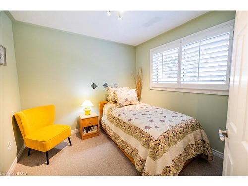 2 Spartan Drive, Brantford, ON - Indoor Photo Showing Bedroom