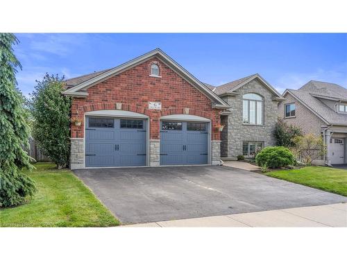 6 Coulas Crescent, Waterford, ON 