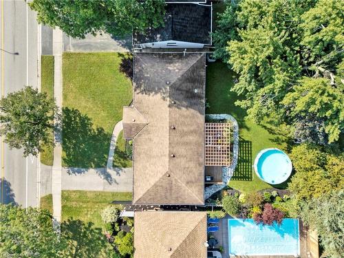 200 Memorial Drive, Brantford, ON - Outdoor With Above Ground Pool