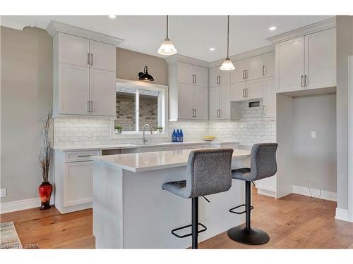 26 Mckeen Street, Jarvis, ON - Indoor Photo Showing Kitchen With Upgraded Kitchen