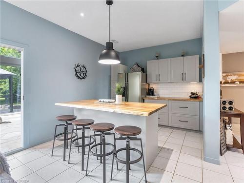 264 Hwy 5 Highway, St. George, ON - Indoor Photo Showing Kitchen