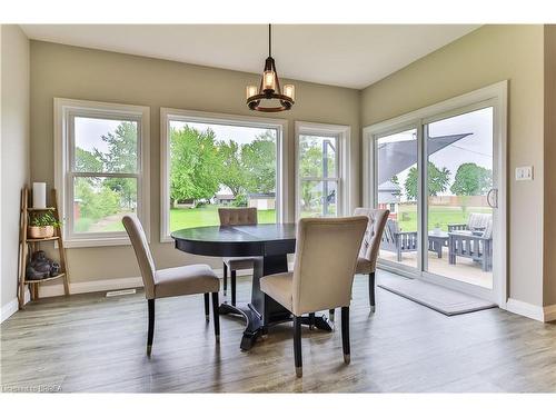 126 Blue Water Parkway, Selkirk, ON - Indoor Photo Showing Dining Room