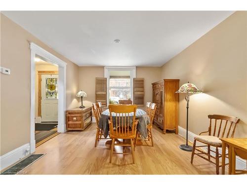 40 Egerton Street, Brantford, ON - Indoor Photo Showing Dining Room