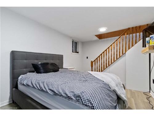 40 Egerton Street, Brantford, ON - Indoor Photo Showing Bedroom