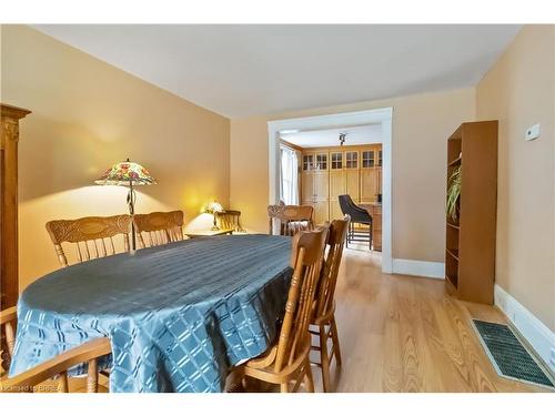 40 Egerton Street, Brantford, ON - Indoor Photo Showing Dining Room