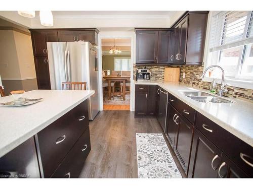 86 Viscount Road, Brantford, ON - Indoor Photo Showing Kitchen With Double Sink