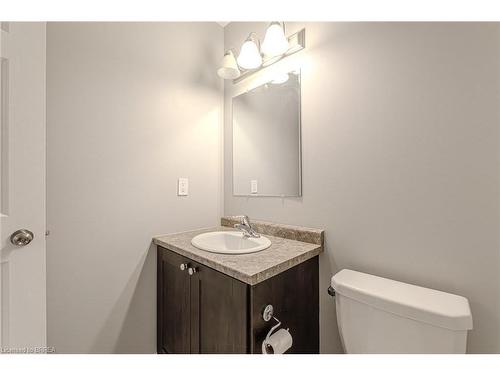 57-21 Diana Avenue, Brantford, ON - Indoor Photo Showing Bathroom