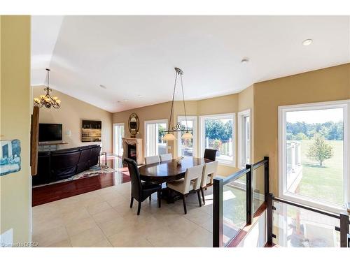 49 River Road, Brantford, ON - Indoor Photo Showing Dining Room