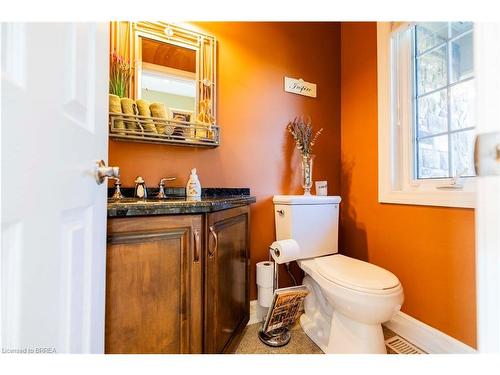 49 River Road, Brantford, ON - Indoor Photo Showing Bathroom