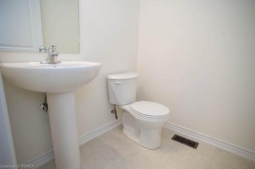 19-620 Colborne Street W, Brantford, ON - Indoor Photo Showing Bathroom