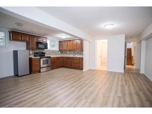 240 Johnson Road, Brantford, ON - Indoor Photo Showing Kitchen