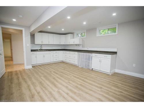 240 Johnson Road, Brantford, ON - Indoor Photo Showing Kitchen