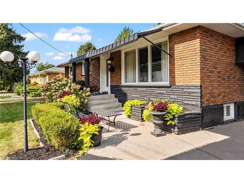 237 Memorial Drive, Brantford, ON - Outdoor