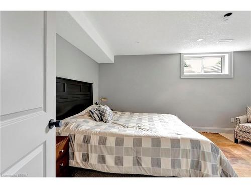 372 Mclean School Road, St. George, ON - Indoor Photo Showing Bedroom