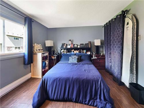 E-500 Grey Street, Brantford, ON - Indoor Photo Showing Bedroom