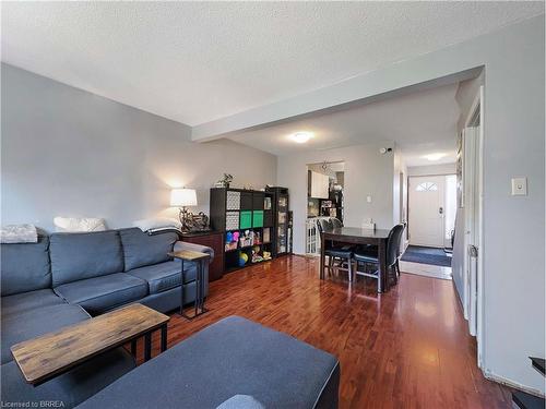 E-500 Grey Street, Brantford, ON - Indoor Photo Showing Living Room