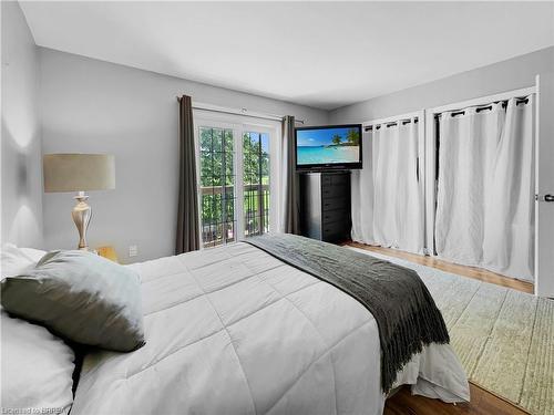 41 Varadi Avenue, Brantford, ON - Indoor Photo Showing Bedroom