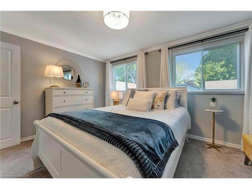 73 Rouse Avenue, Cambridge, ON - Indoor Photo Showing Bedroom