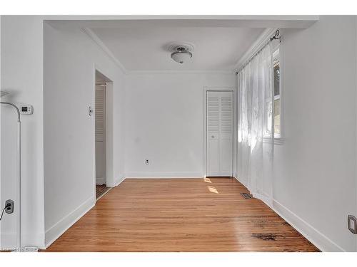 31 Hillier Crescent, Brantford, ON - Indoor Photo Showing Other Room