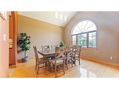 12 North Street, Brantford, ON - Indoor Photo Showing Dining Room