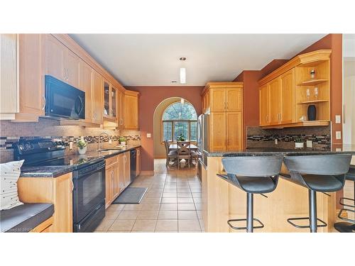 12 North Street, Brantford, ON - Indoor Photo Showing Kitchen