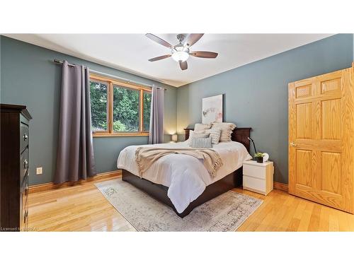 12 North Street, Brantford, ON - Indoor Photo Showing Bedroom