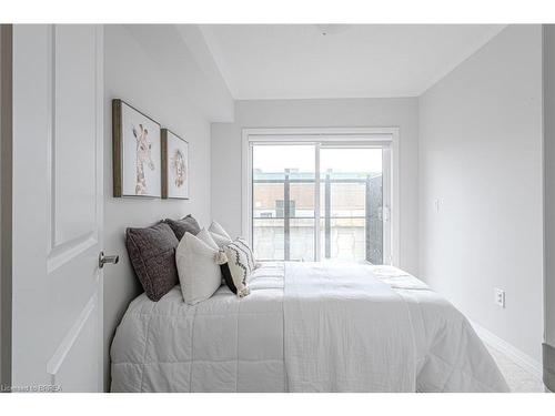 1107-585 Colborne Street, Brantford, ON - Indoor Photo Showing Bedroom