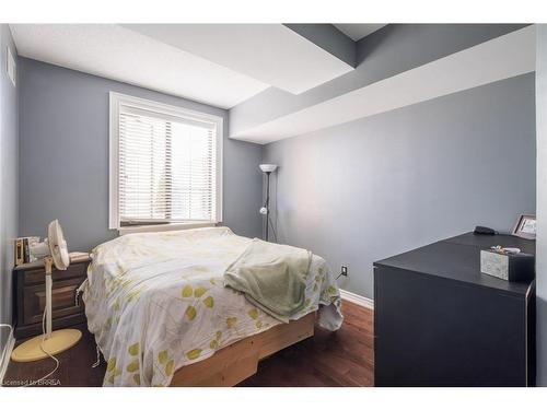 403-47 Caroline Street N, Hamilton, ON - Indoor Photo Showing Bedroom