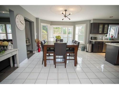 54 Blackfriar Lane, Brantford, ON - Indoor Photo Showing Dining Room