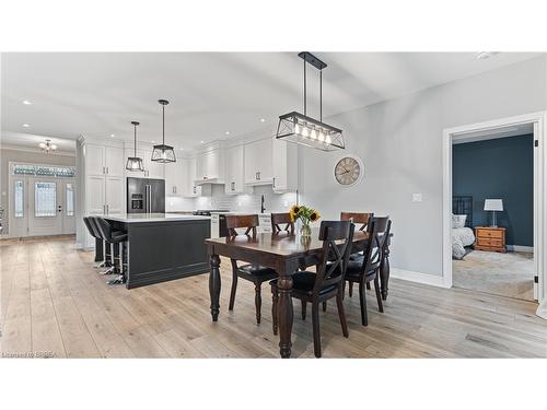 39 Gibbons Street, Waterford, ON - Indoor Photo Showing Dining Room