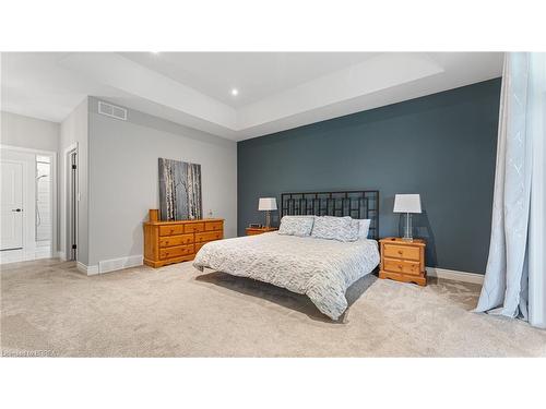 39 Gibbons Street, Waterford, ON - Indoor Photo Showing Bedroom