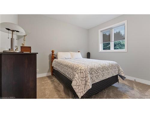 39 Gibbons Street, Waterford, ON - Indoor Photo Showing Bedroom