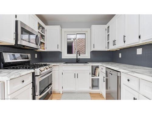 11 Ravine Crescent, Townsend, ON - Indoor Photo Showing Kitchen